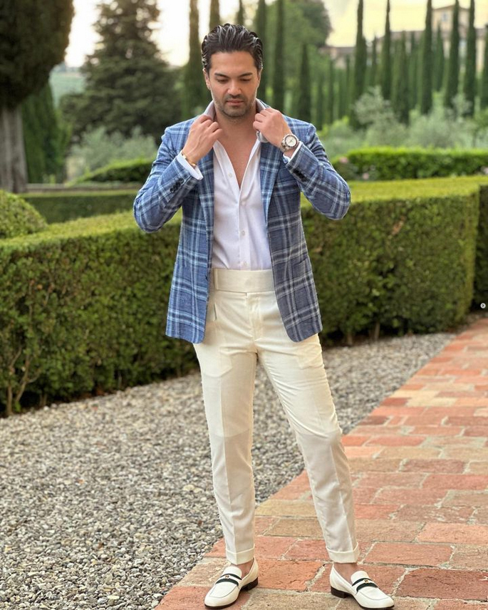 instagram / (@ramisamo)