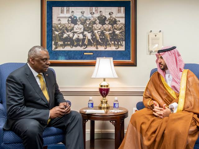 وزيرا الدفاع السعودي والامريكي