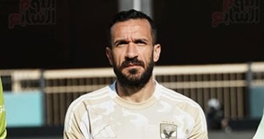 على معلول يودع الأهلي برسالة مؤثرة للجماهير: كنتم دائمًا وطنًا ودفئًا وأملًا لا ينطفئ